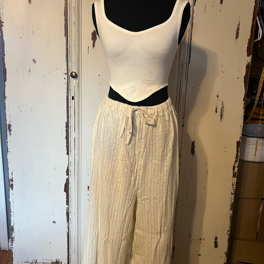 WeWoreWhat Cream Striped Sleep Pants - Picture 8 of 10